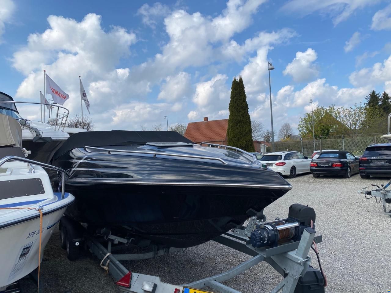 Crownline 225CR