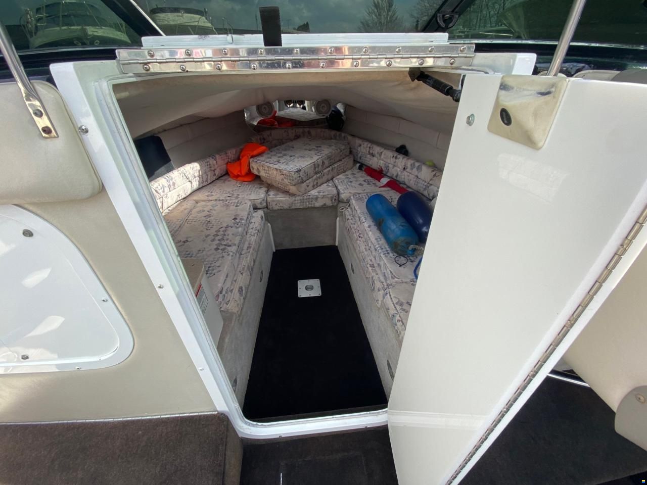 Crownline 225CR