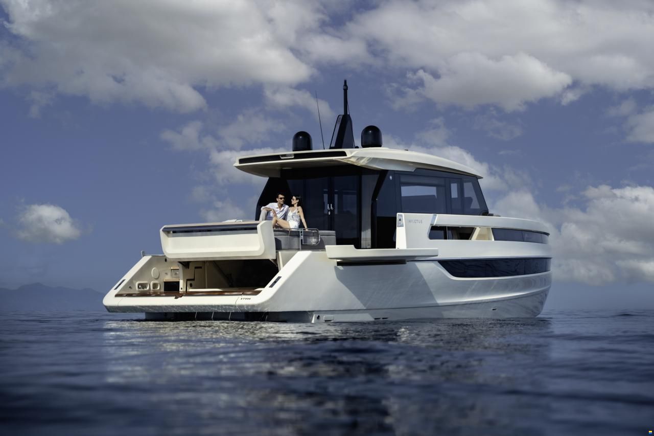 Invictus ST 550