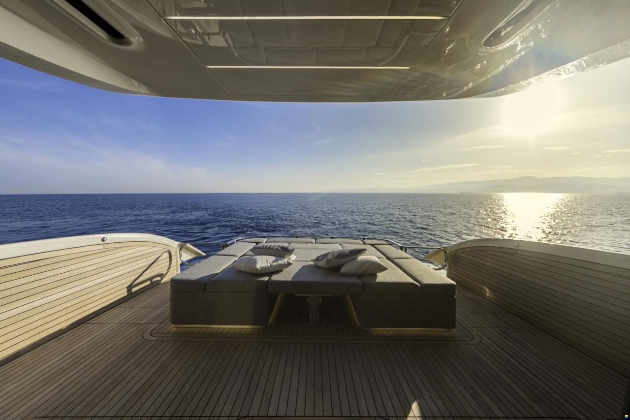 Invictus ST 550