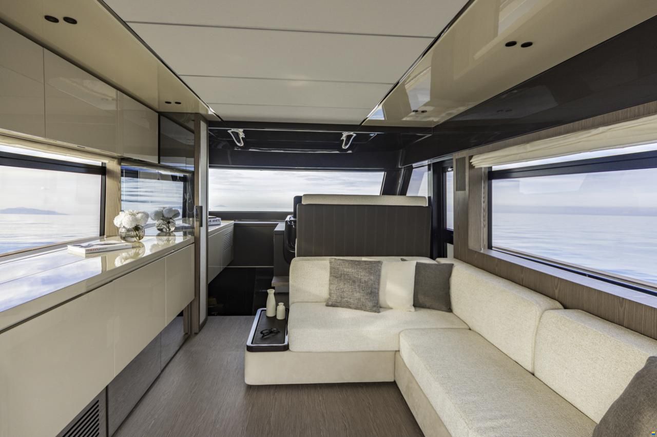 Invictus ST 550