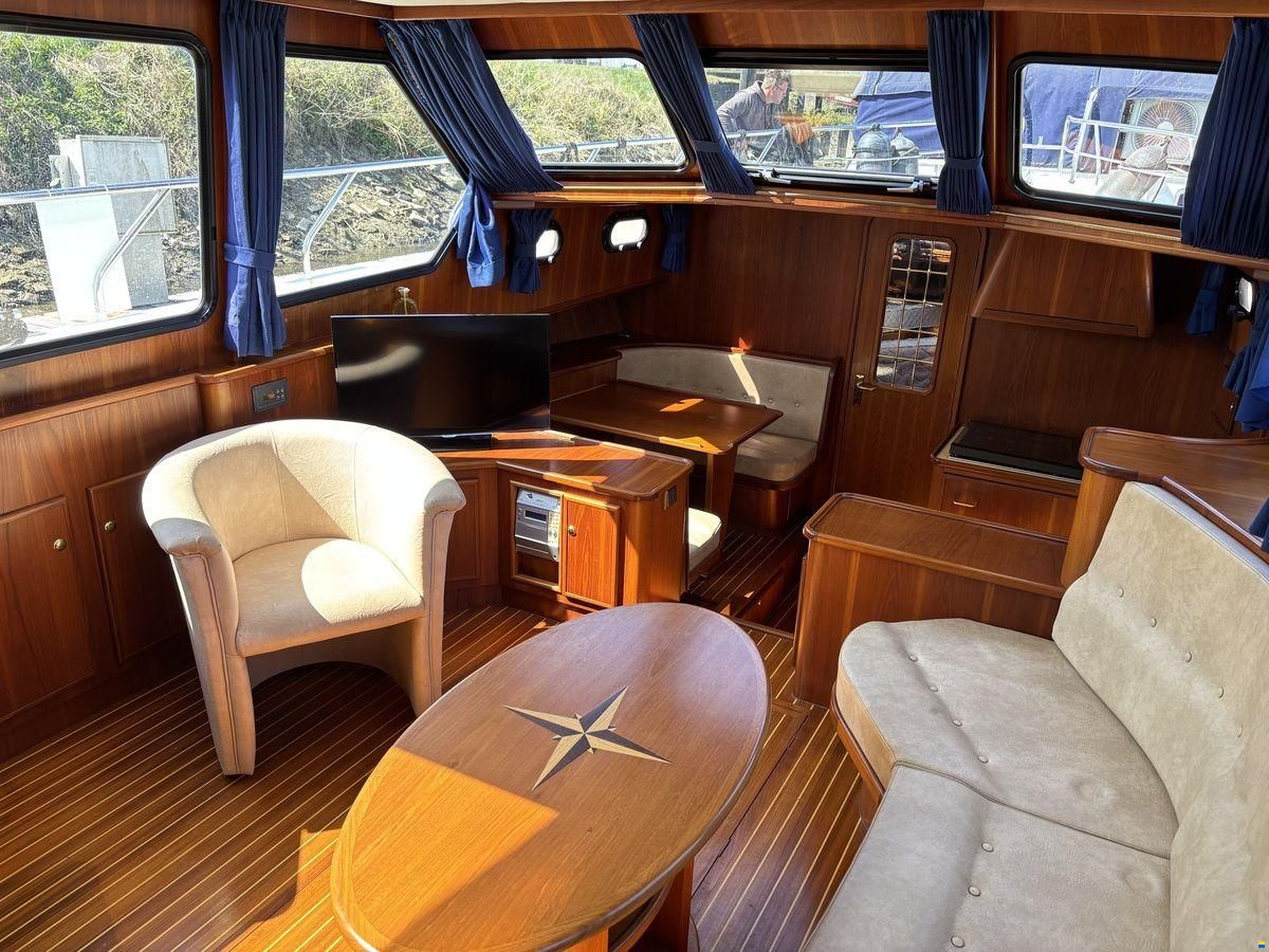 Explorer 45
