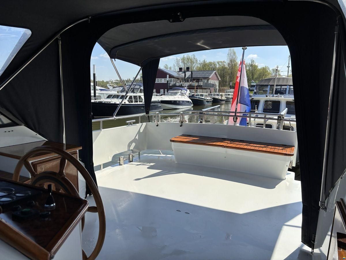 Explorer 45