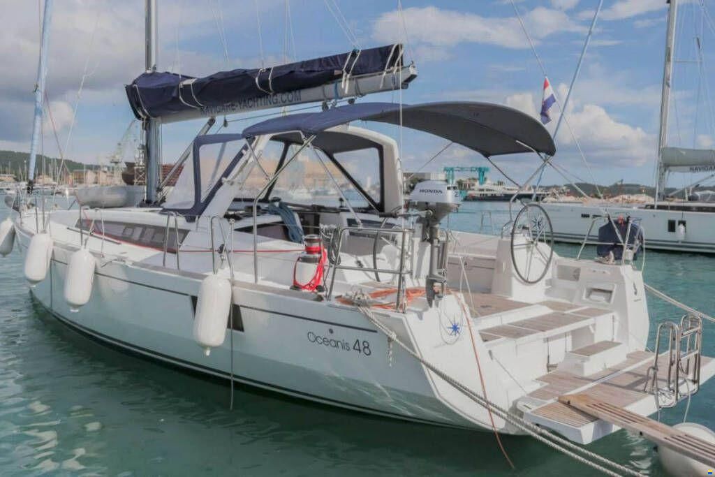 Beneteau Oceanis 48