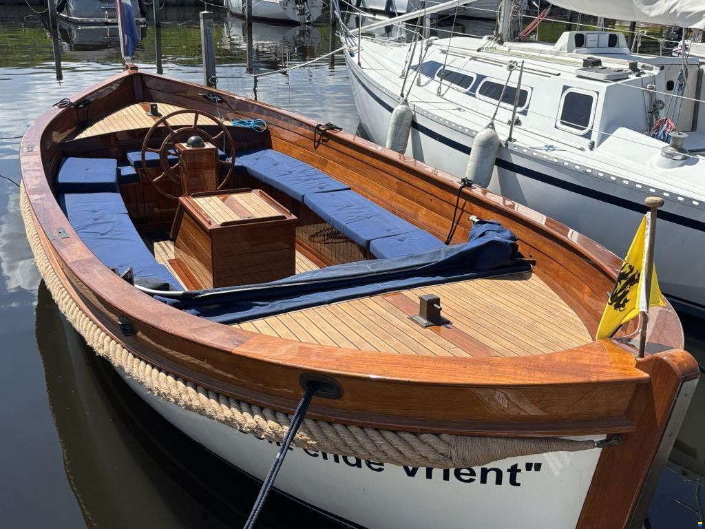 VOC 830