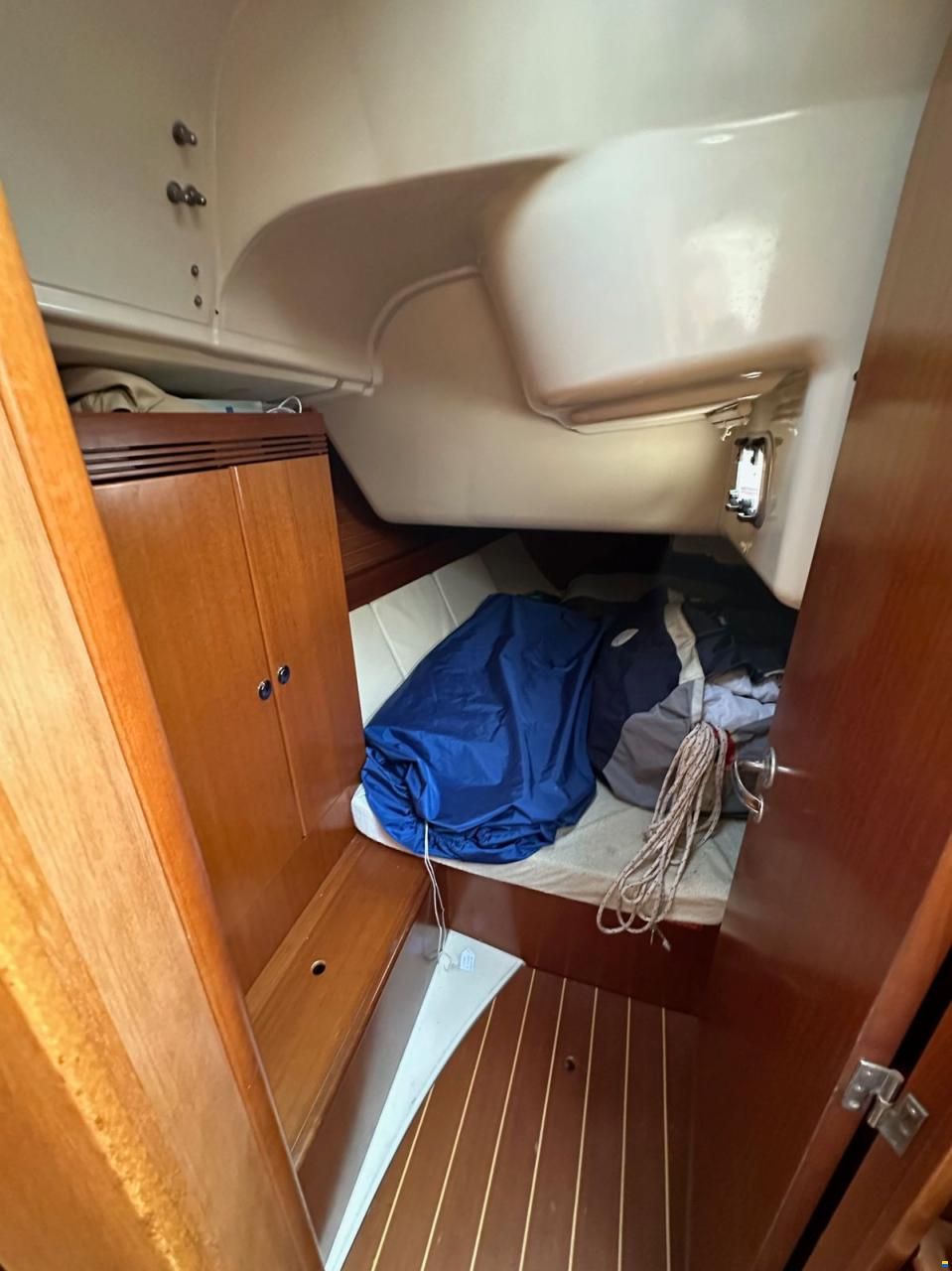 Dufour 40