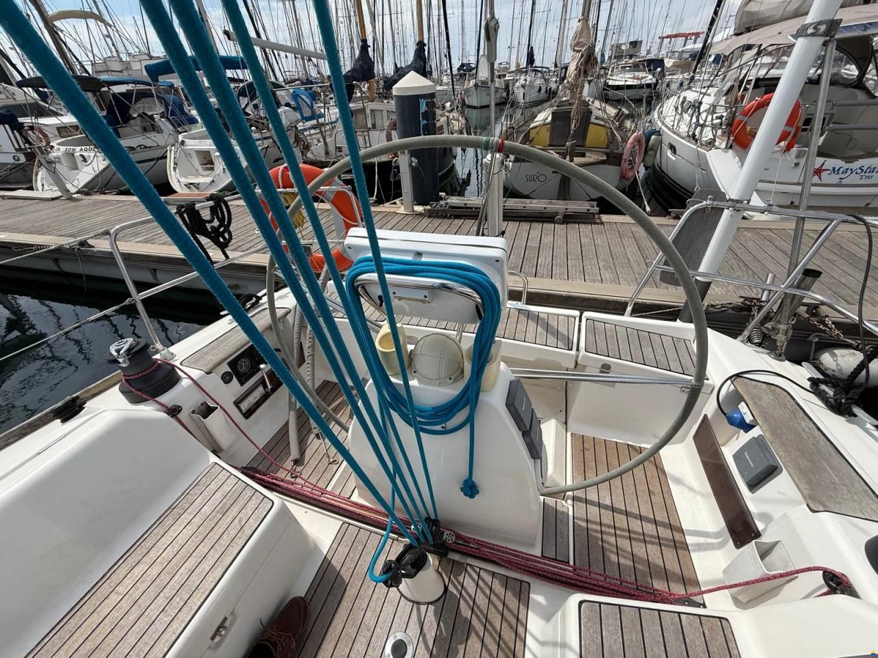 Dufour 40