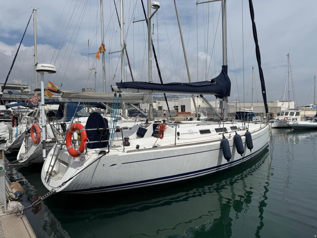 Dufour 40