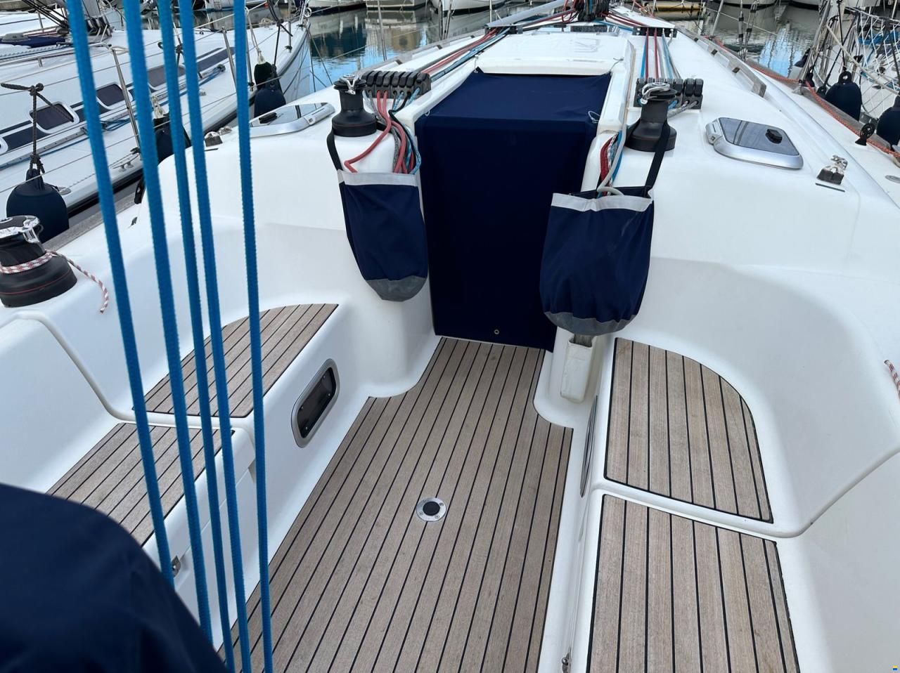 Dufour 40