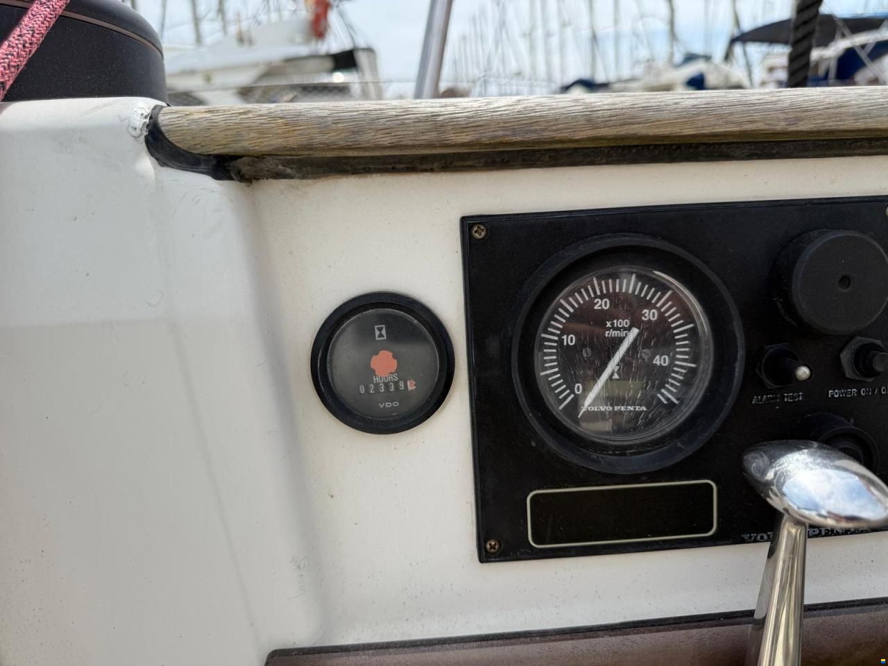 Dufour 40