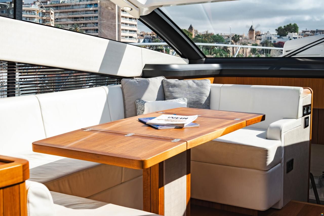 Sunseeker Predator 57