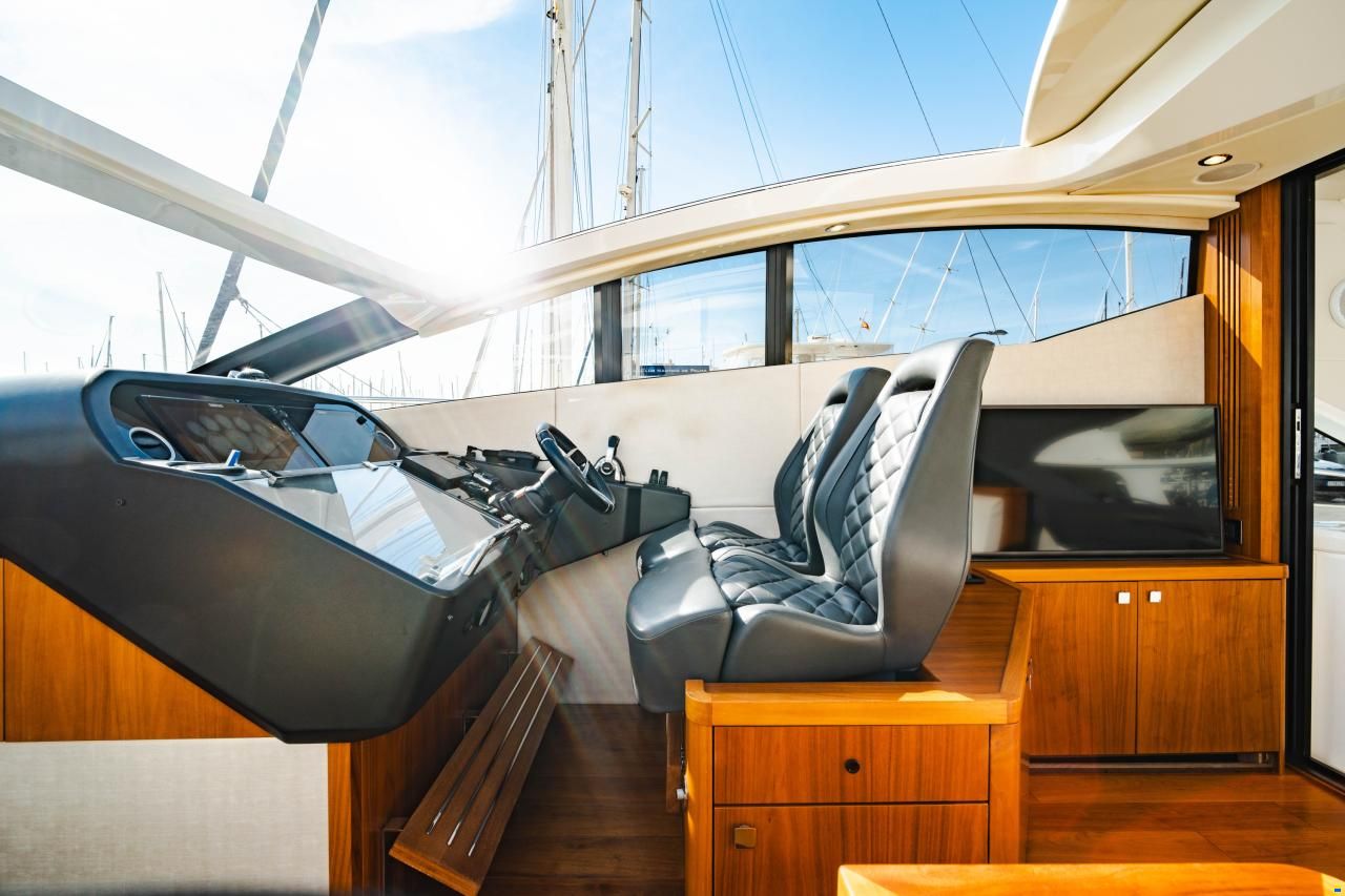 Sunseeker Predator 57