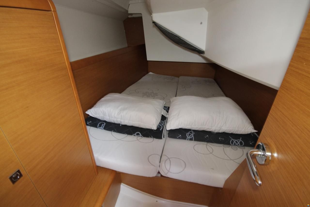Jeanneau Sun Odyssey 349