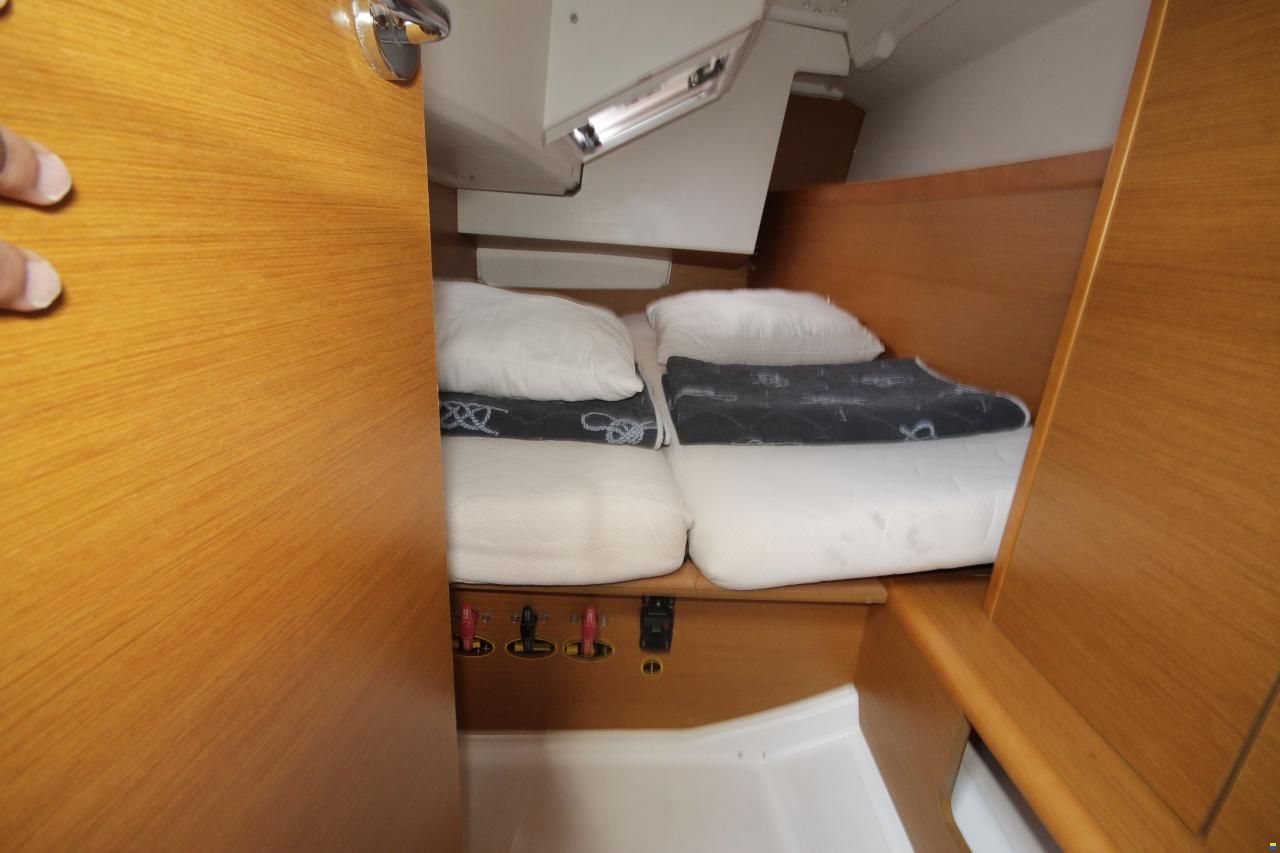 Jeanneau Sun Odyssey 349