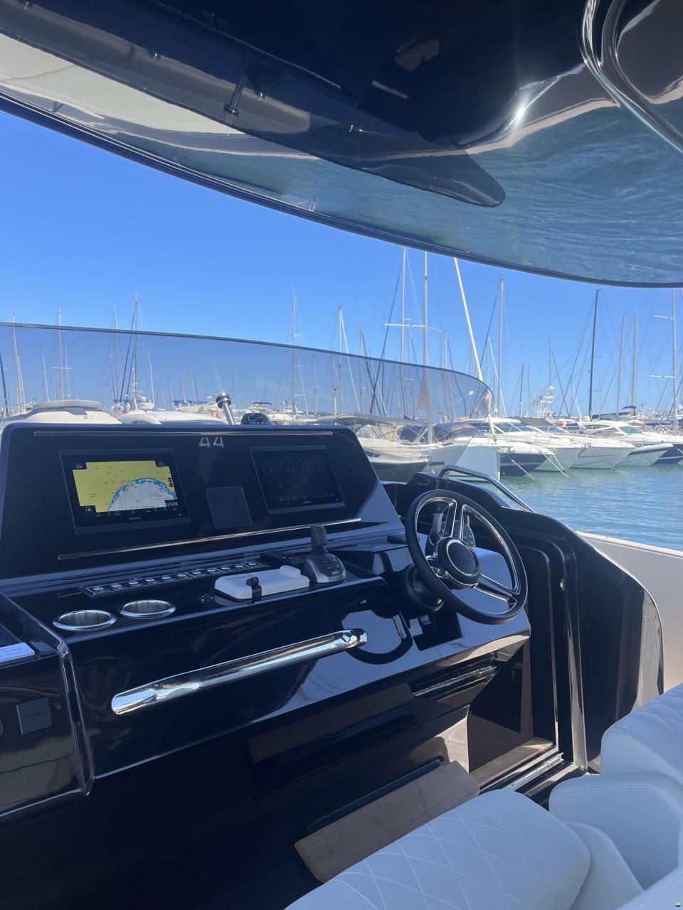 Solaris Power 44 Open