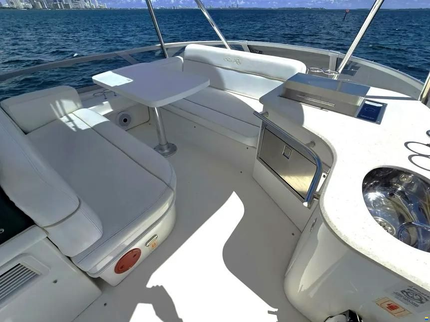 Sea Ray 505 Sedan Bridge