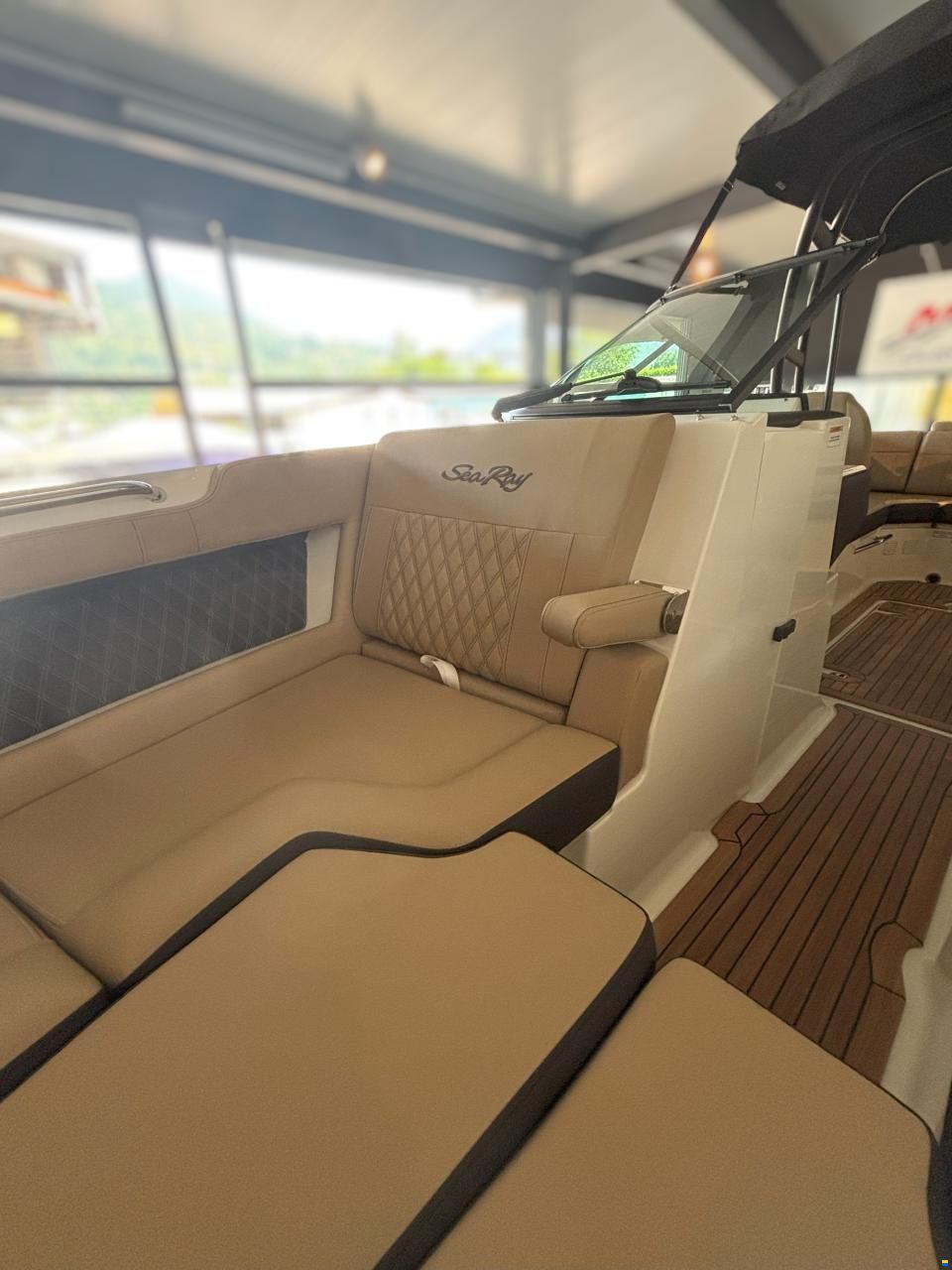 Sea Ray 250 SLX