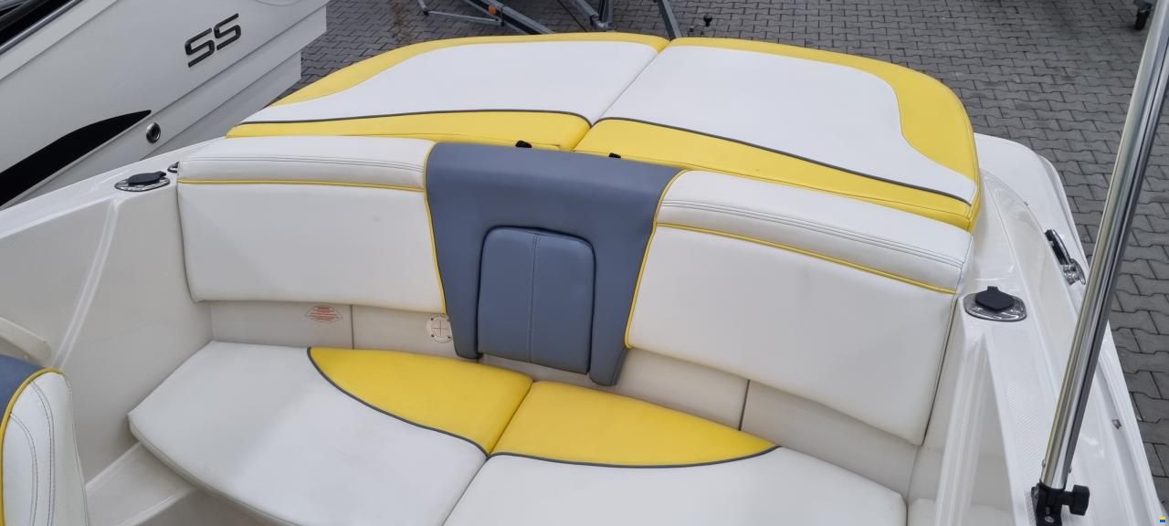 Sea Ray Sport Boat 195 Sport