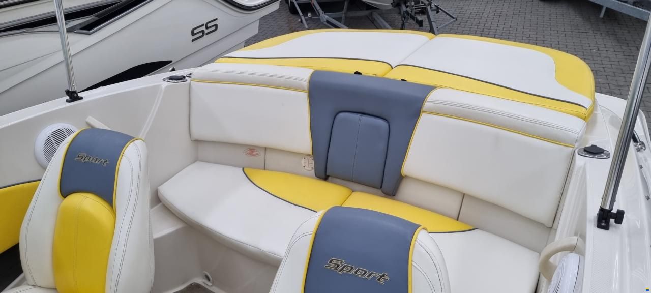 Sea Ray Sport Boat 195 Sport