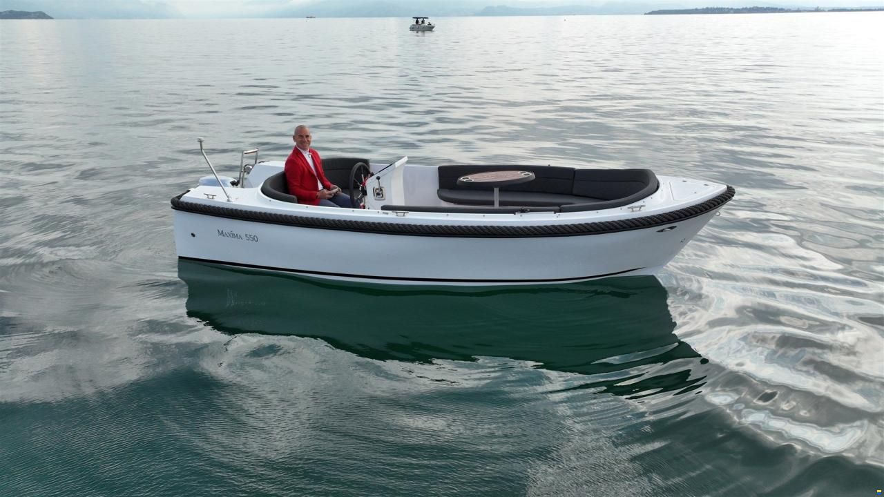 Maxima 550