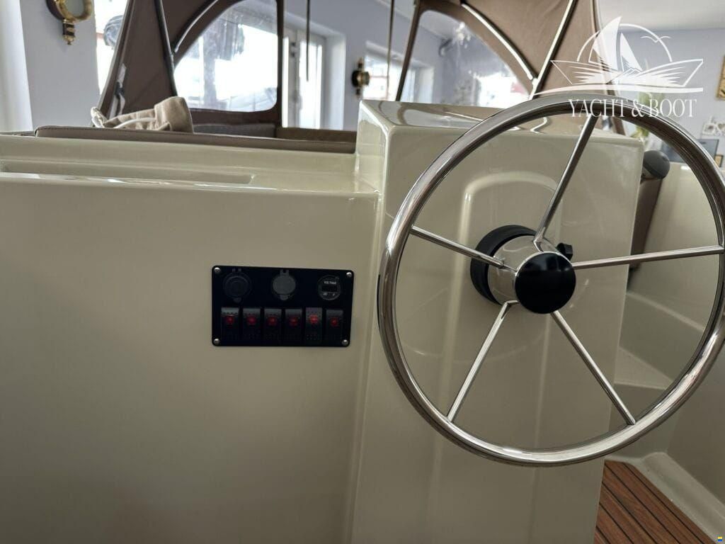 RioMar Boats 470