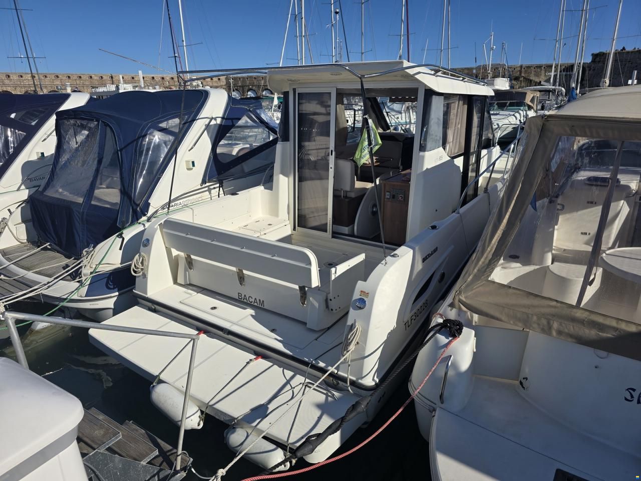 Quicksilver activ 855
