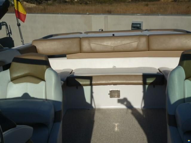 Four Winns MU H230