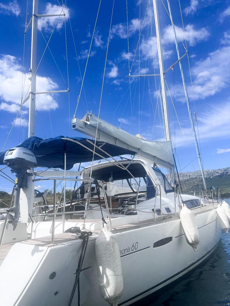 Beneteau Oceanis 60