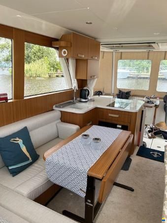 Greenline 33 Hybrid