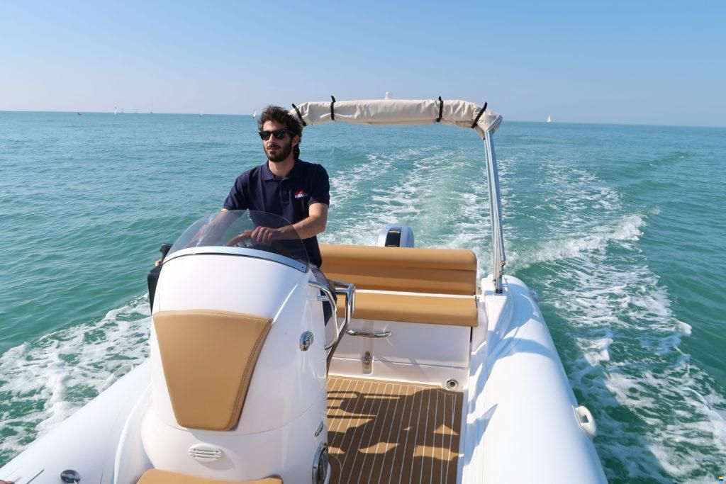 Blu Phoenix Gommone Typhoon 575 NUOVO