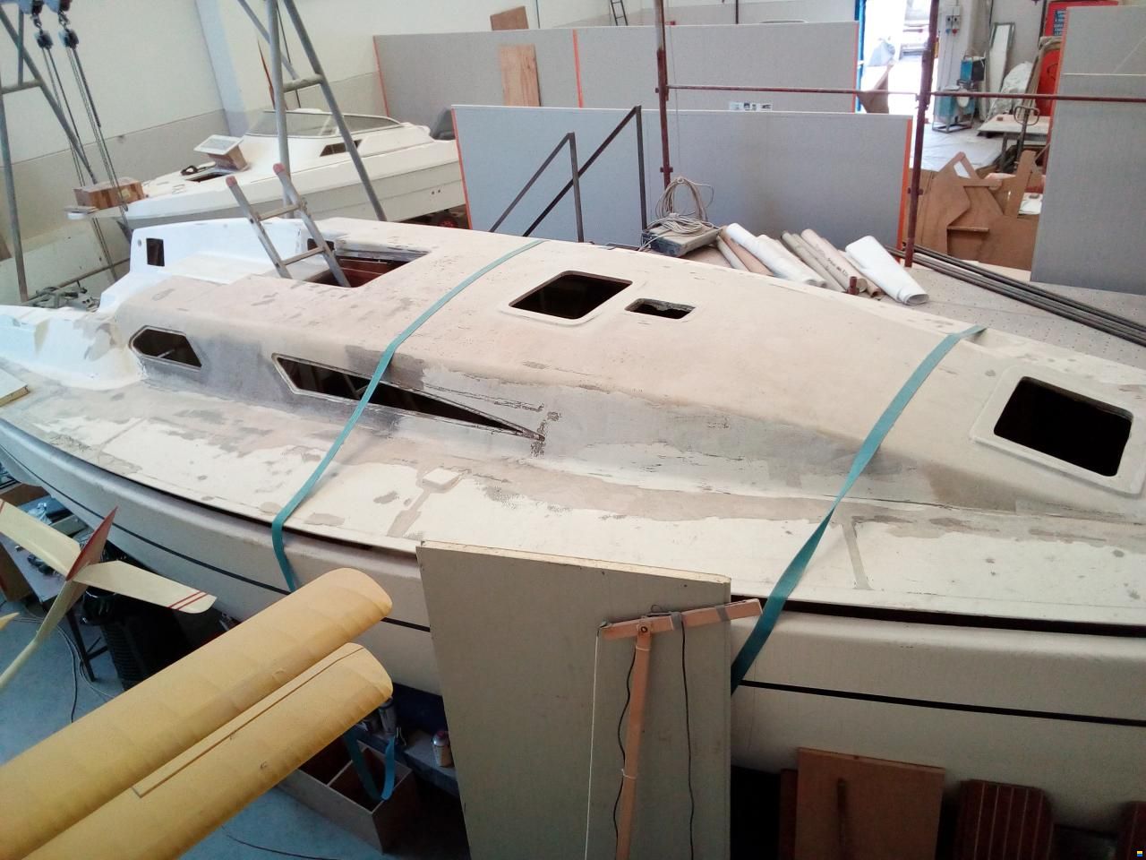 Blu Phoenix Barca a vela Hurricane 315 Sport NUOVA
