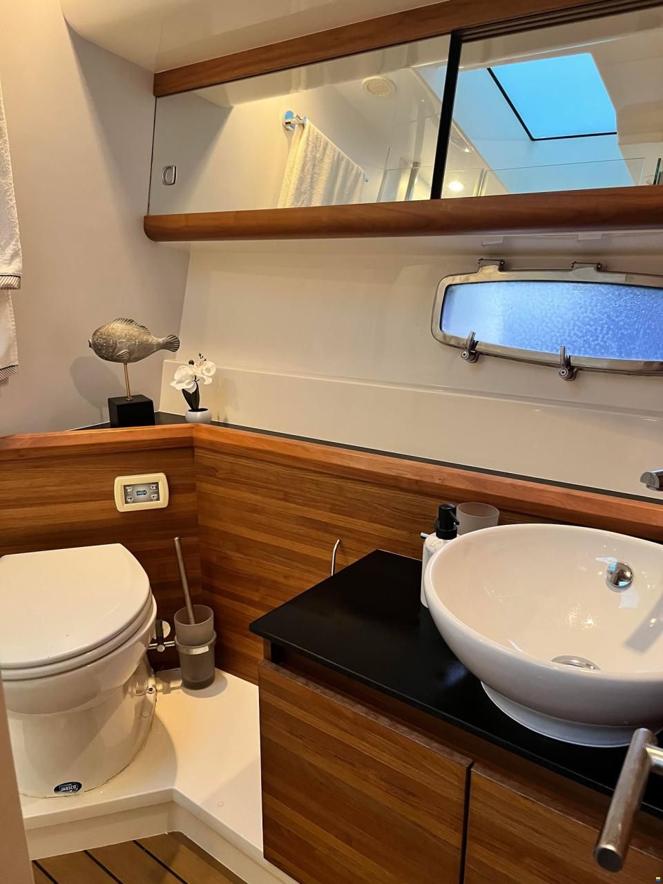 Sealine F450