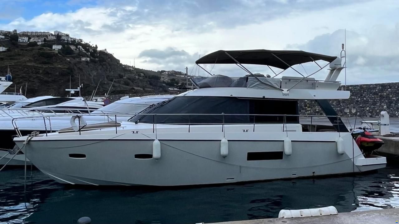 Sealine F450