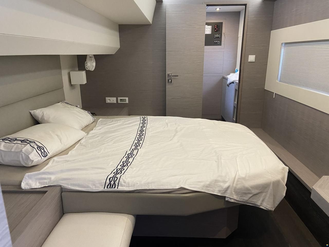 Fountaine Pajot MY5