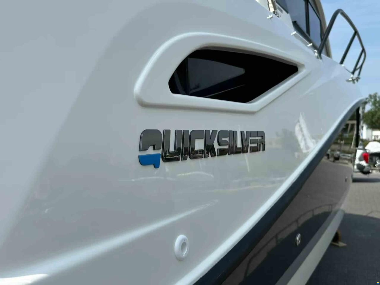 Quicksilver 755 Weekend