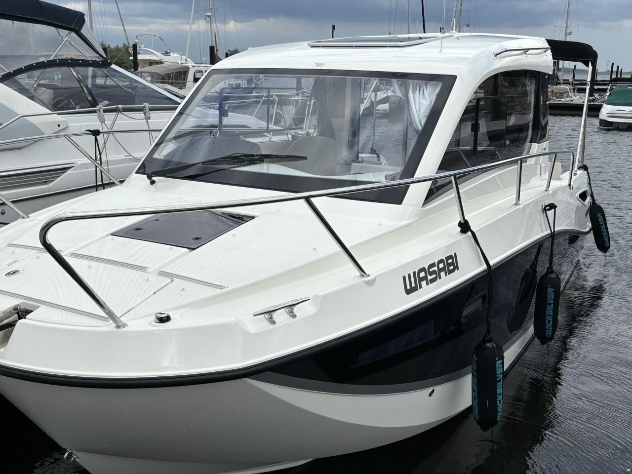 Quicksilver 755 Weekend