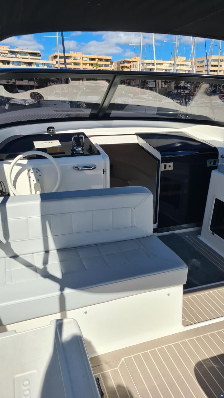 VanDutch 40