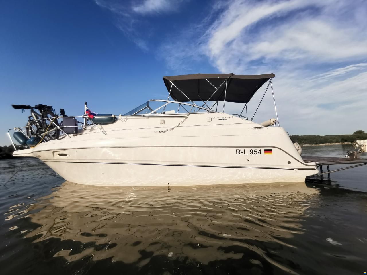 2004 Maxum 2400 SE, EUR