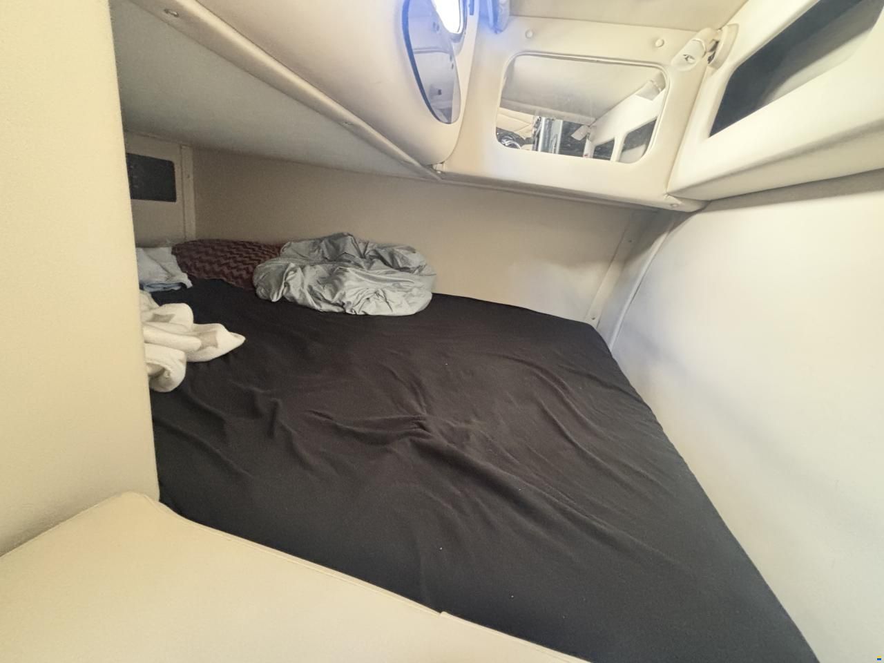 Crownline 270 CR