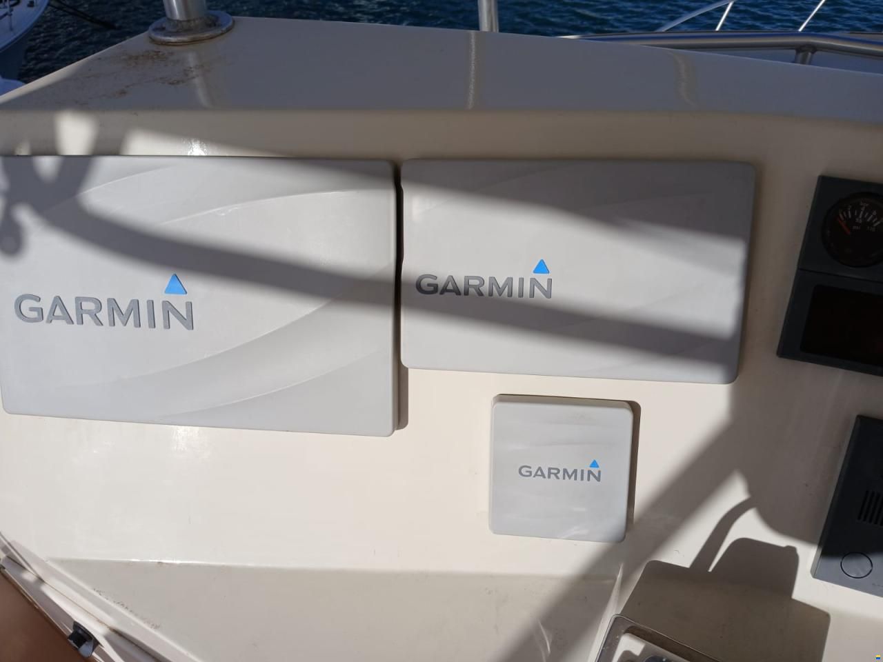 Henriques 38 Sportfish