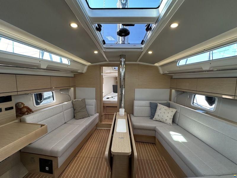 Hanse 418