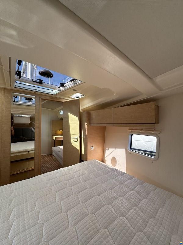 Hanse 418