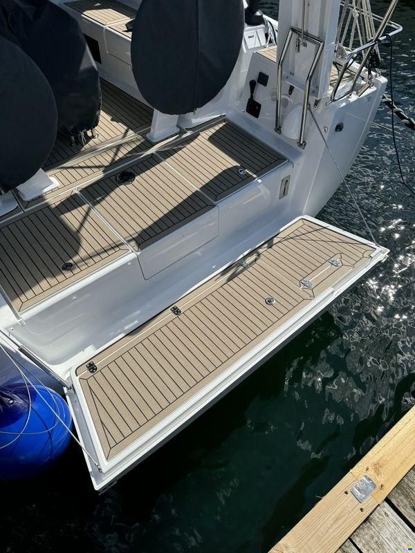 Hanse 418