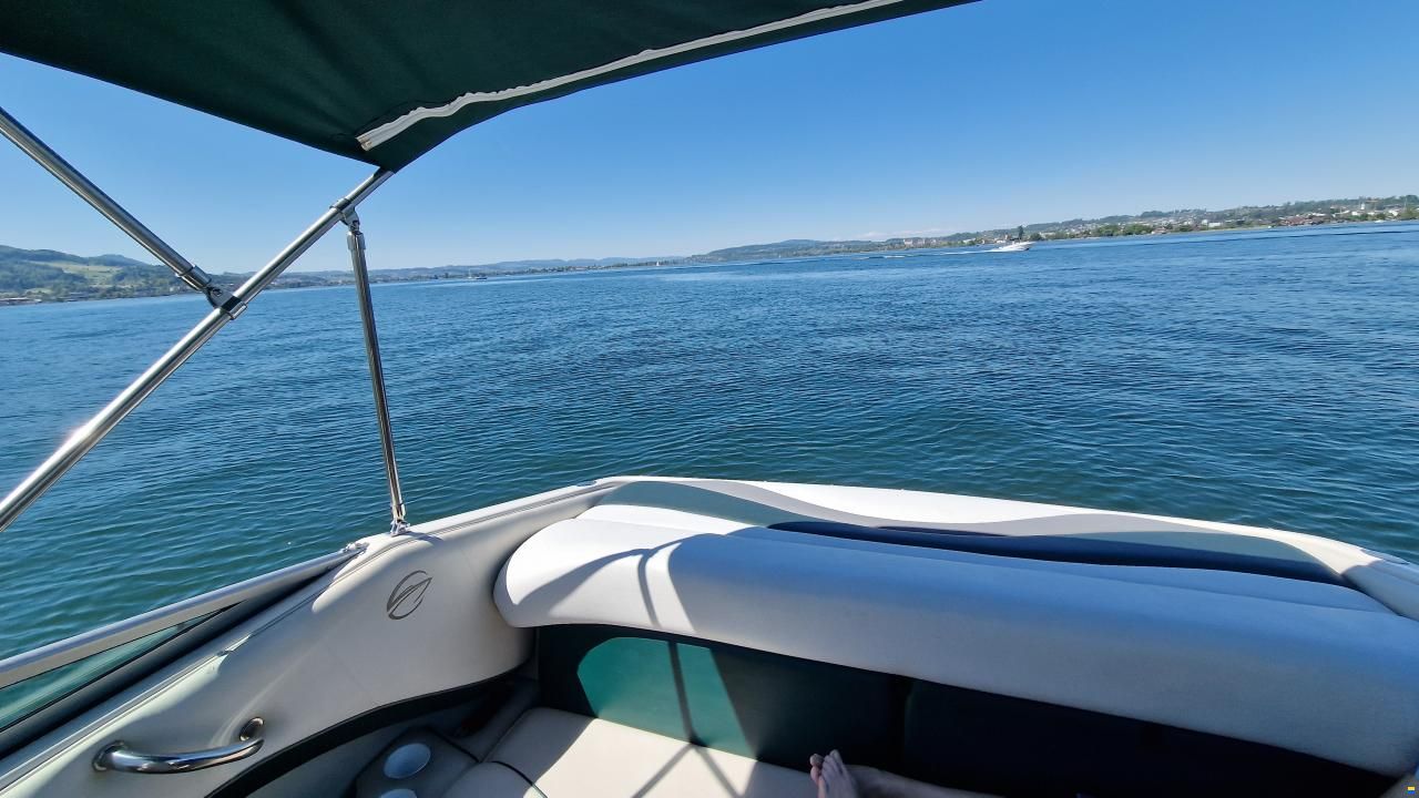 Crownline 202 CC