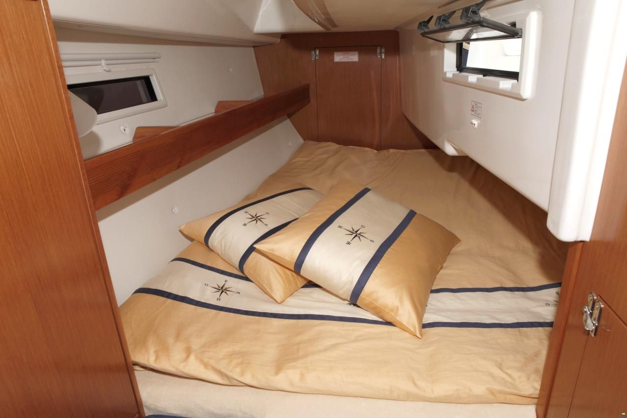 Bavaria Cruiser 32