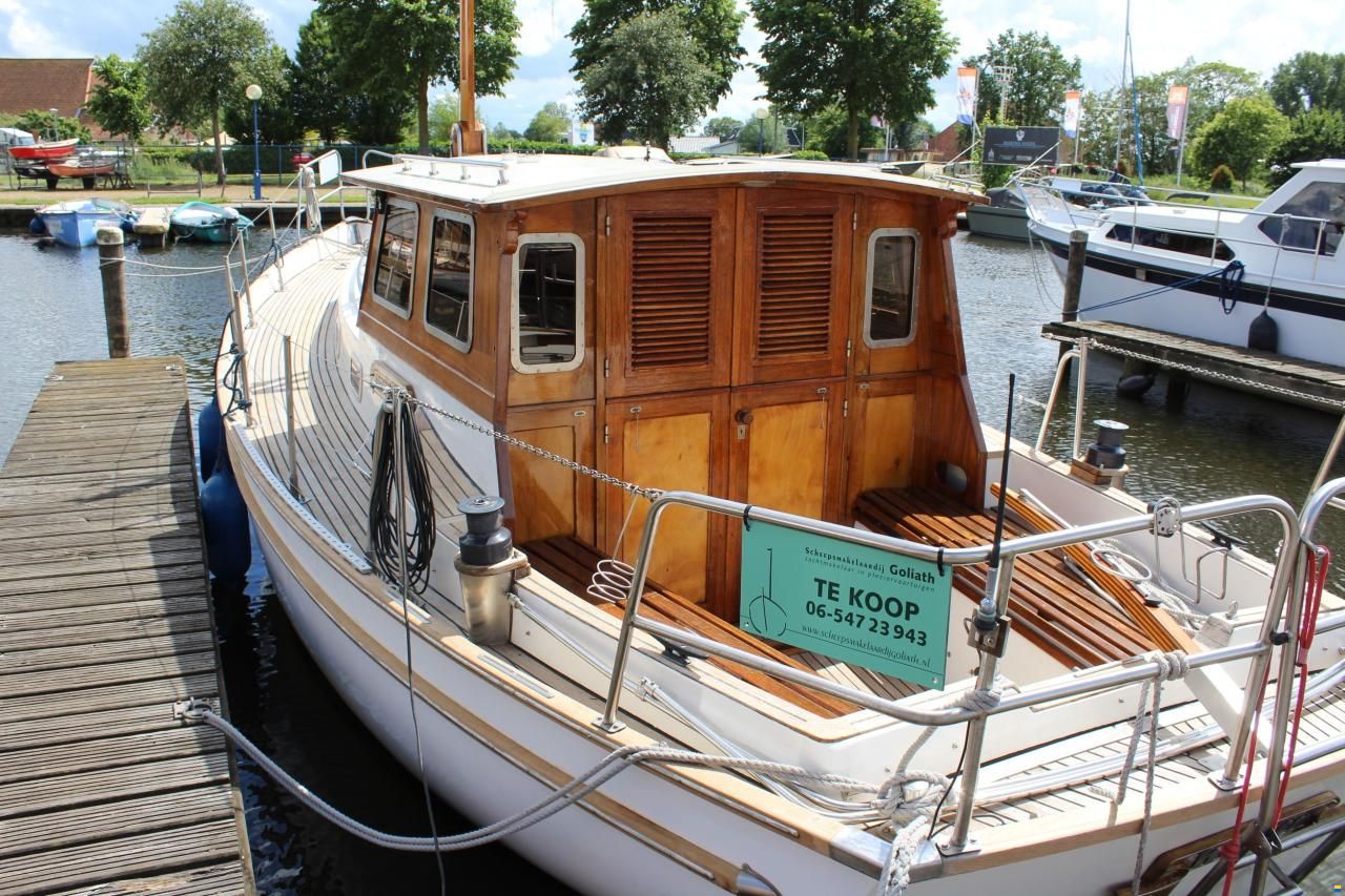 30 ST Motorsailer