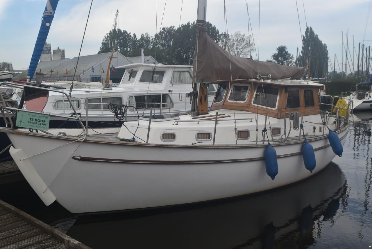 30 ST Motorsailer