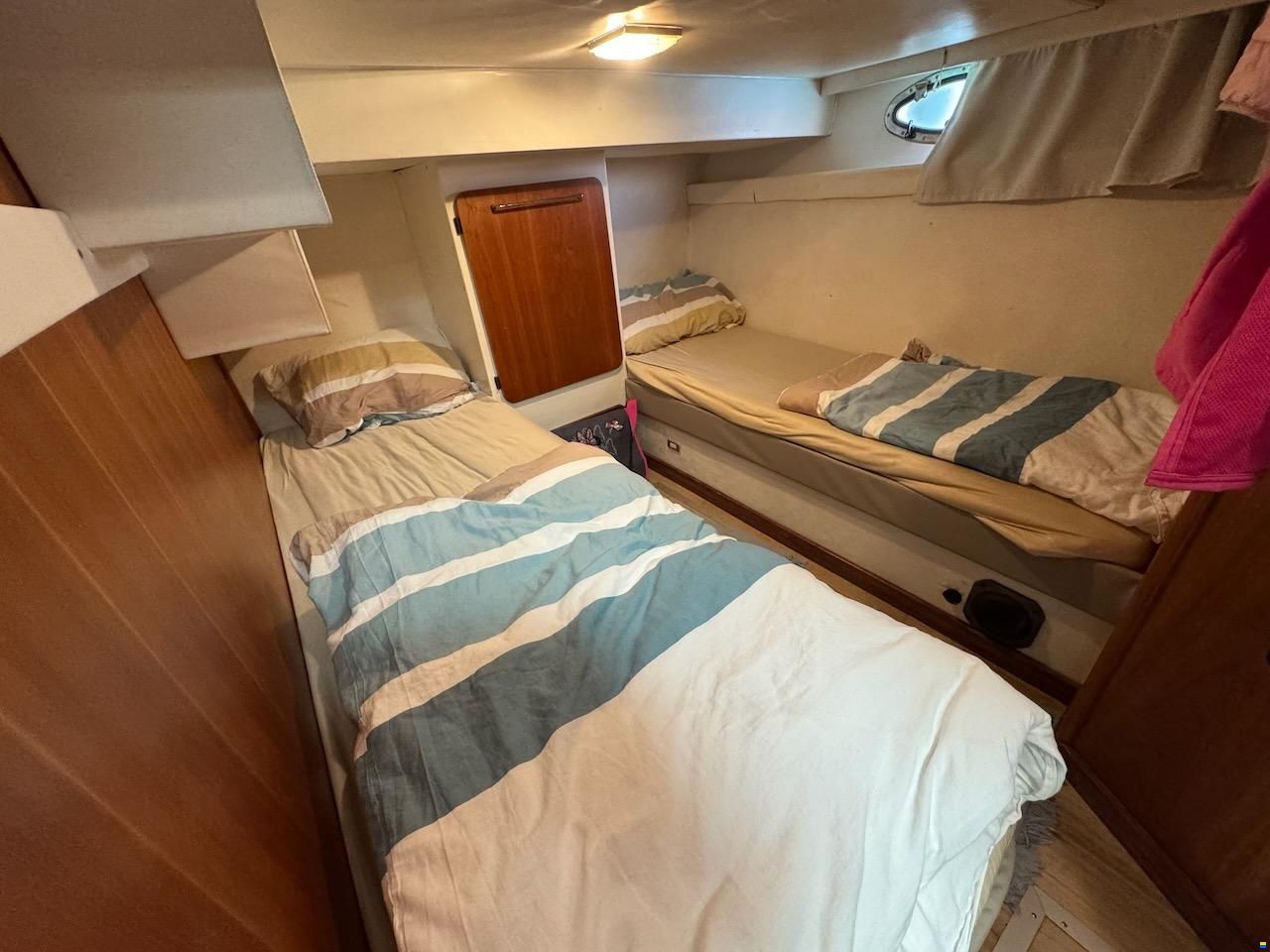 Azimut AZ35
