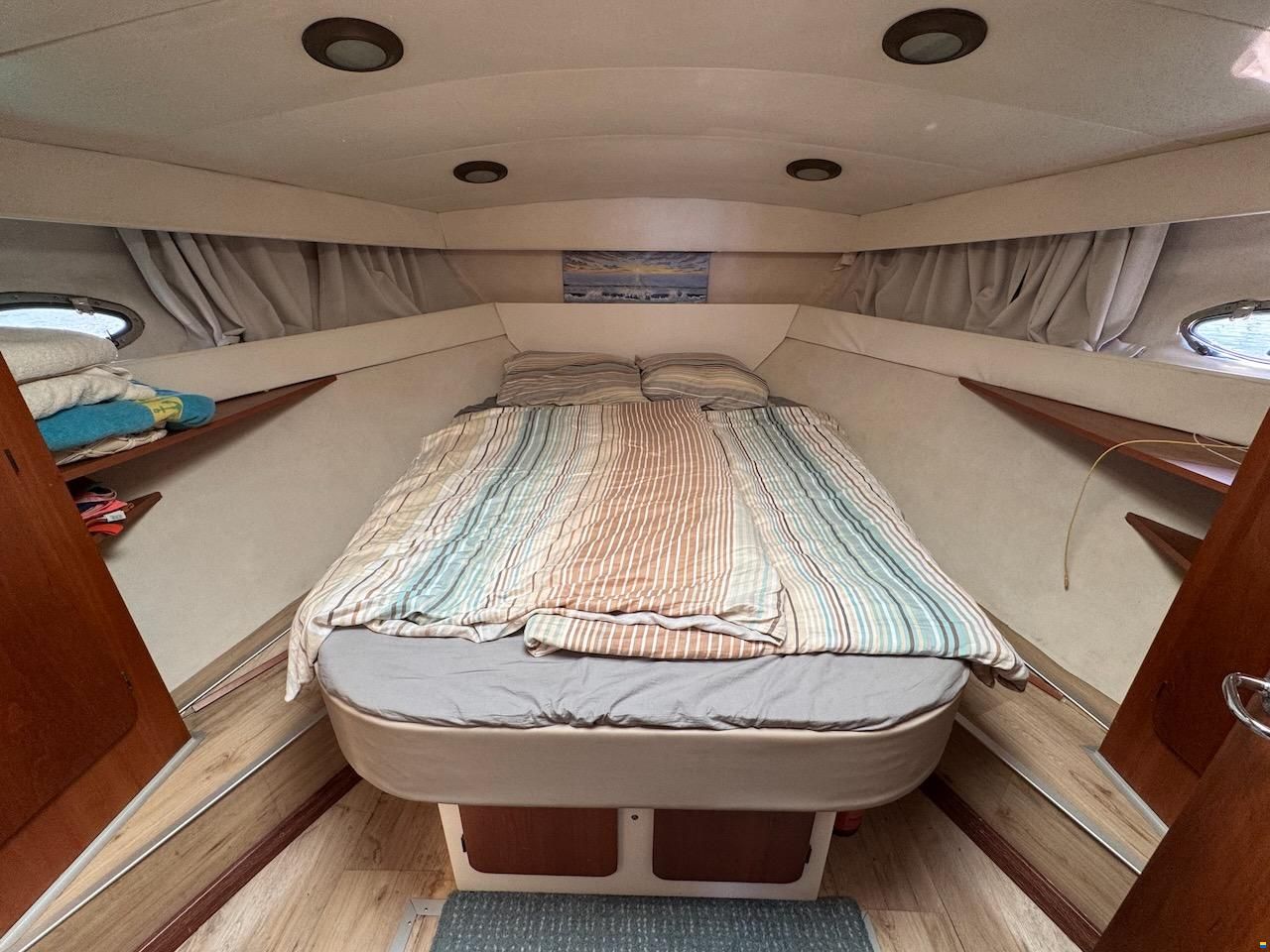 Azimut AZ35