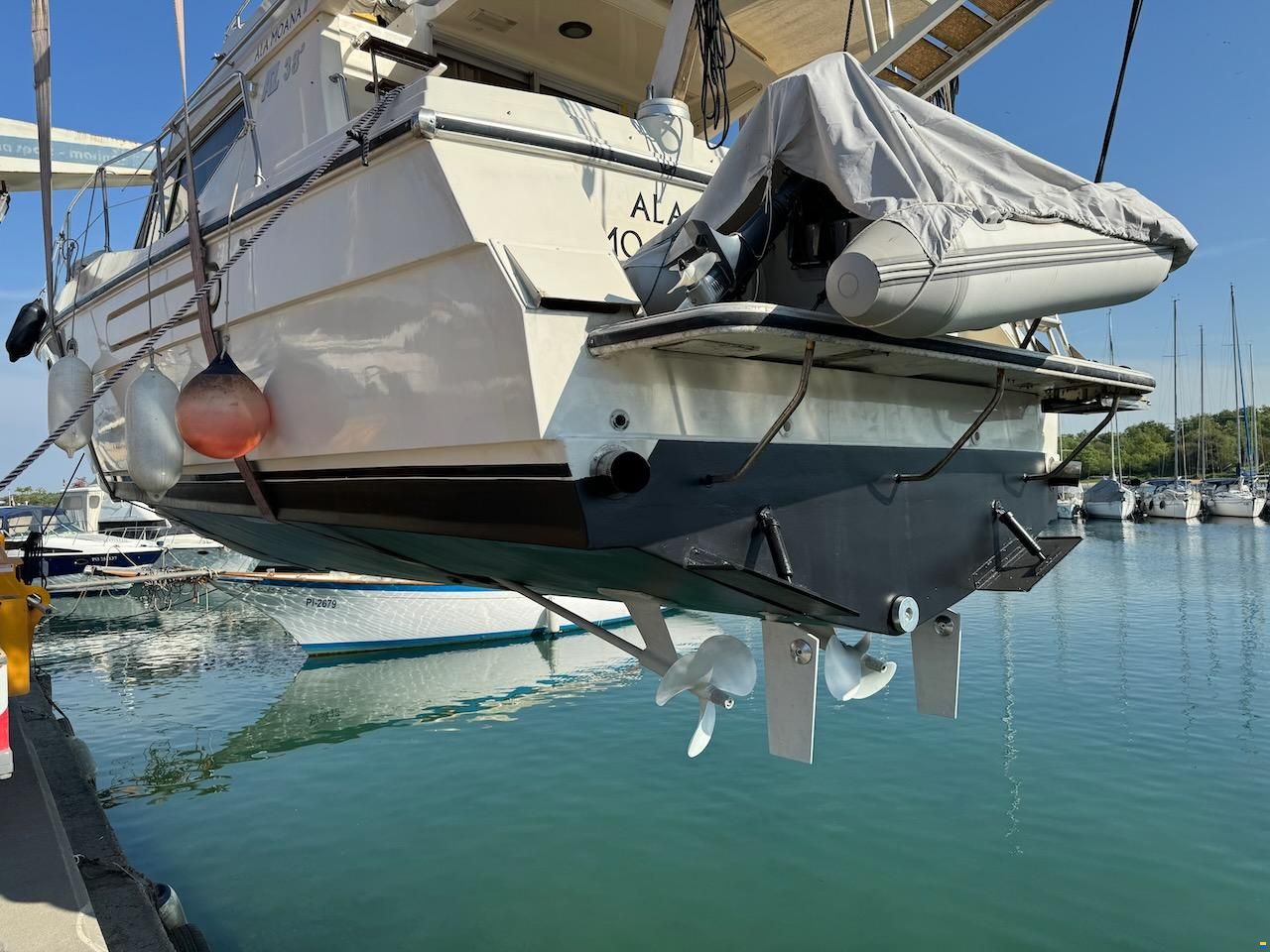 Azimut AZ35